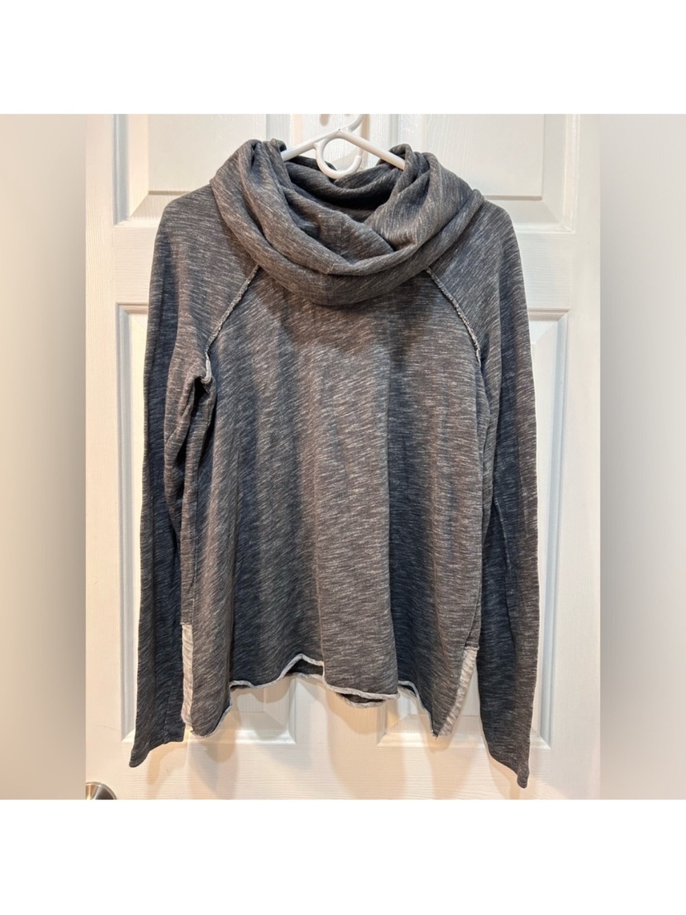 FP Free People Beach Cocoon Cowl Neck Pullover Tunic Top One Size Gray One Body